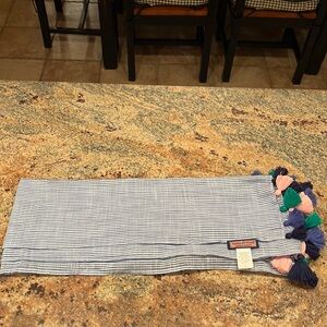 Vineyard Vines blue/white striped women’s scarf multi color tassels